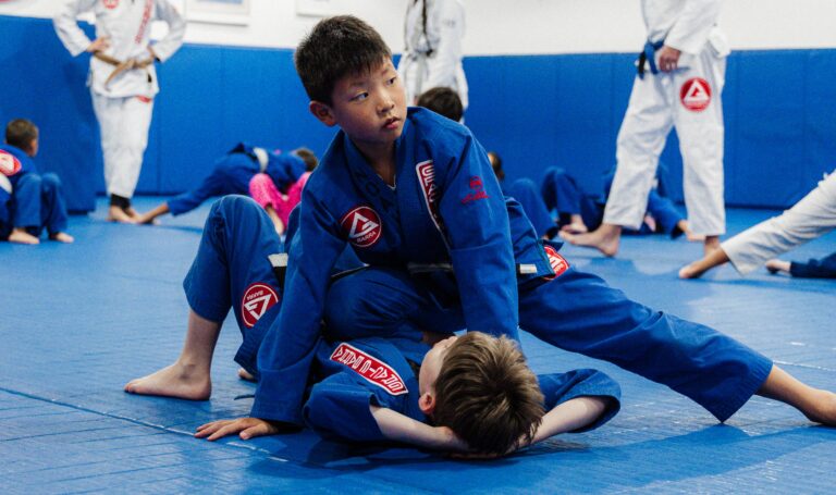 training bjj and self defense on class